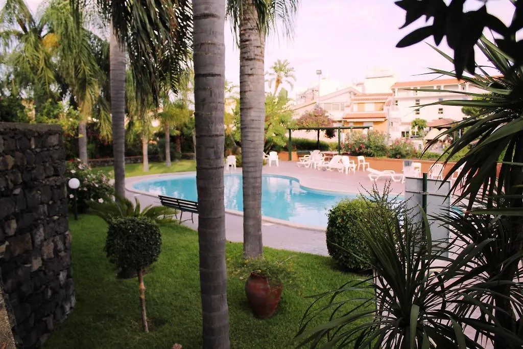 Tortuga Residence Giardini Naxos